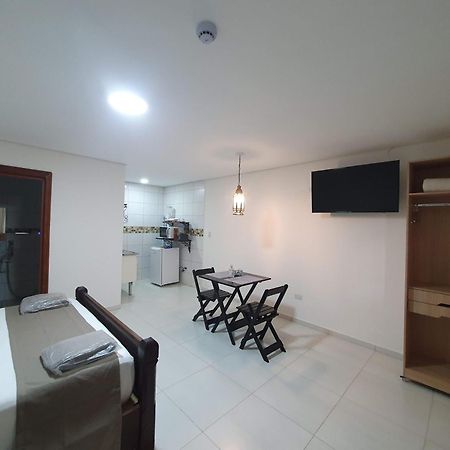 Hotel Chalet Monet - Granja Vianna Cotia  Luaran gambar