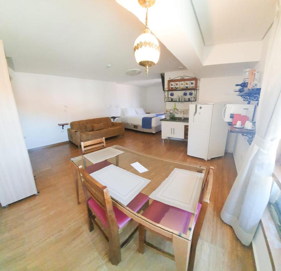 Hotel Chalet Monet - Granja Vianna Cotia  Luaran gambar