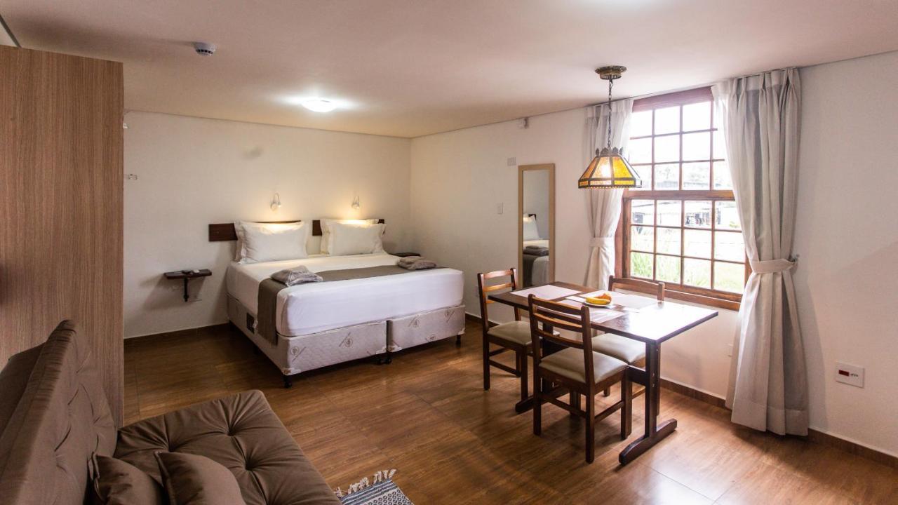 Hotel Chalet Monet - Granja Vianna Cotia  Luaran gambar