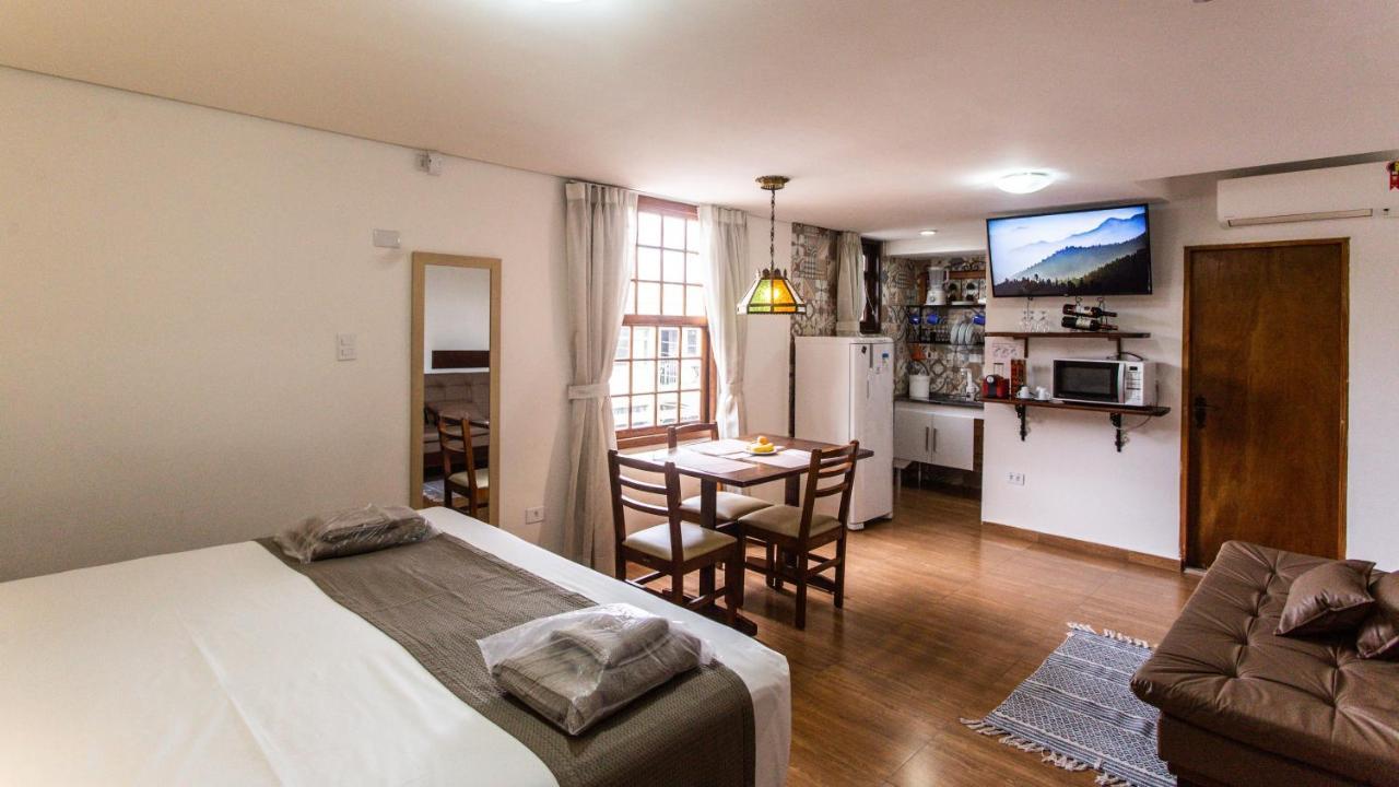 Hotel Chalet Monet - Granja Vianna Cotia  Luaran gambar