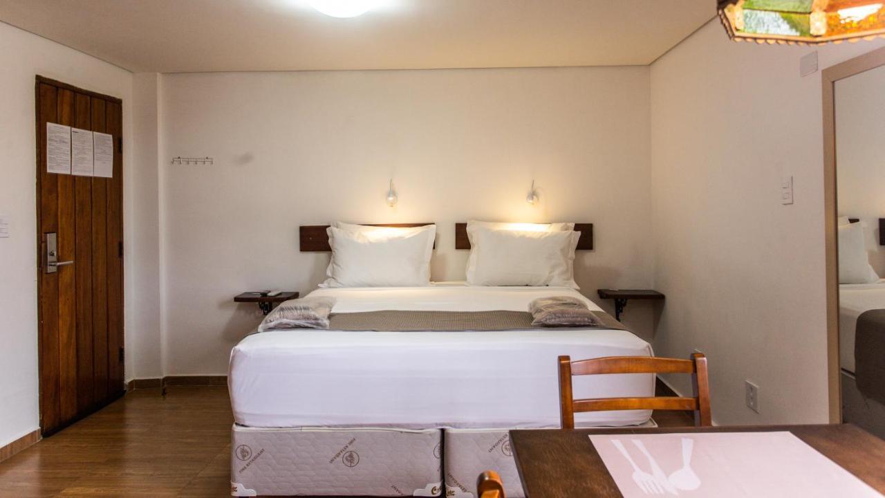 Hotel Chalet Monet - Granja Vianna Cotia  Luaran gambar