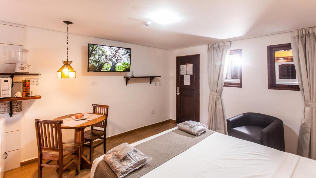 Hotel Chalet Monet - Granja Vianna Cotia  Luaran gambar