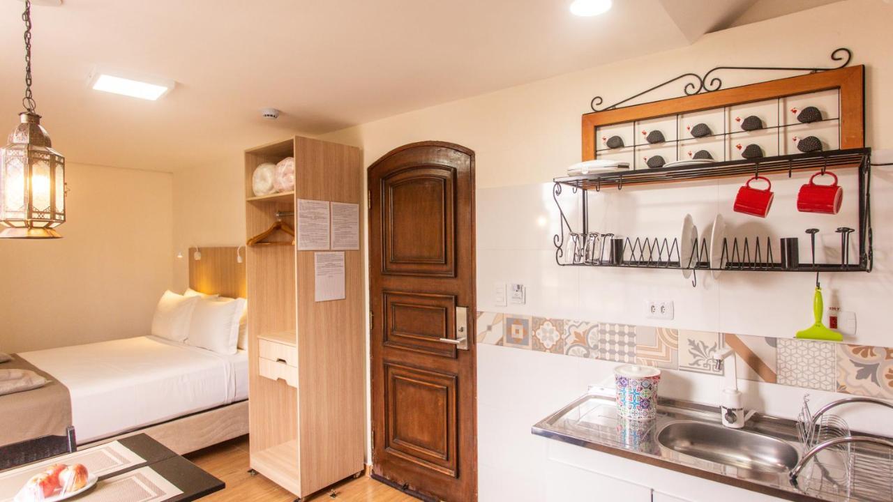 Hotel Chalet Monet - Granja Vianna Cotia  Luaran gambar